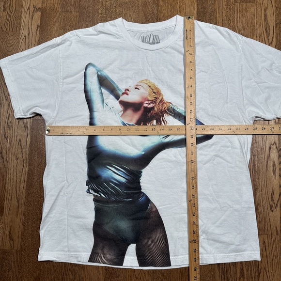 Madonna Celebration Tour 2023 Absolutely No Regrets Boy Toy T Shirt Mens 2XL - Picture 6 of 9